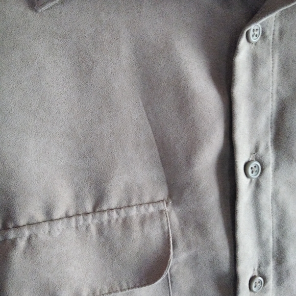 Was💲10! 🎉5/$20Soft suede men's button down shirt - Picture 5 of 10